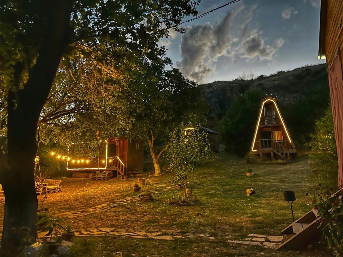 Teo'S Cottages Dedoplis Tskaro Екстериор снимка
